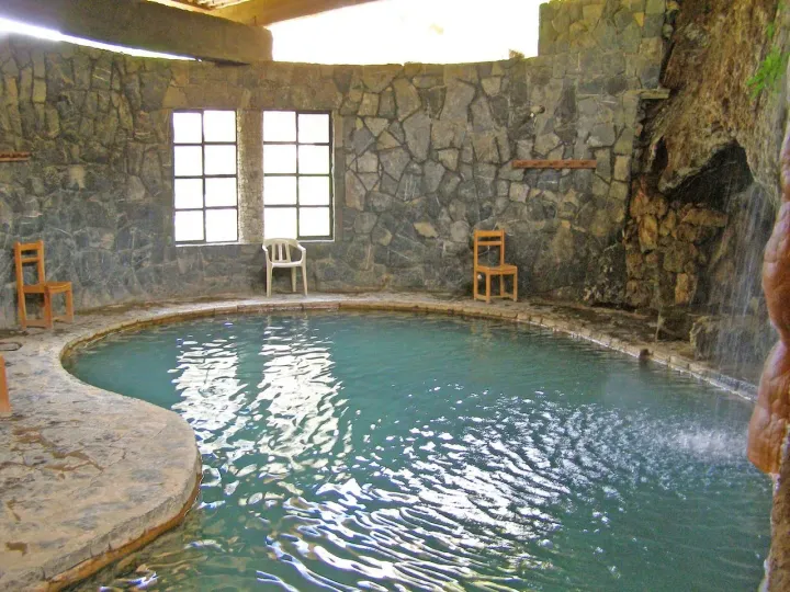 Pozas de las termas de Tingo